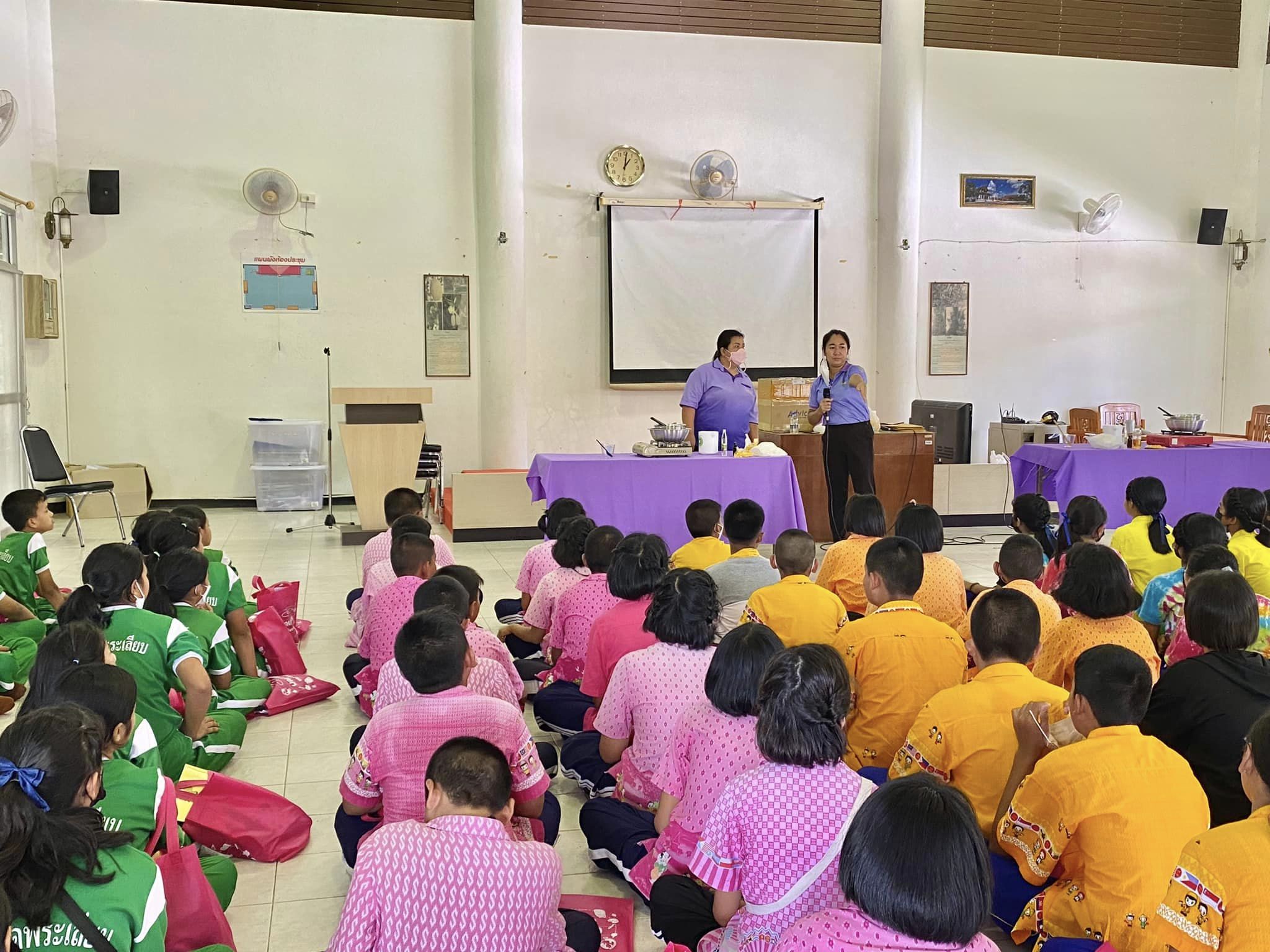 ค่ายบริการวิชาการ โรงเรียนเฉลิมราชประชาอุทิศและโรงเรียนในกลุ่มเครือข่ายท่าขึ้น