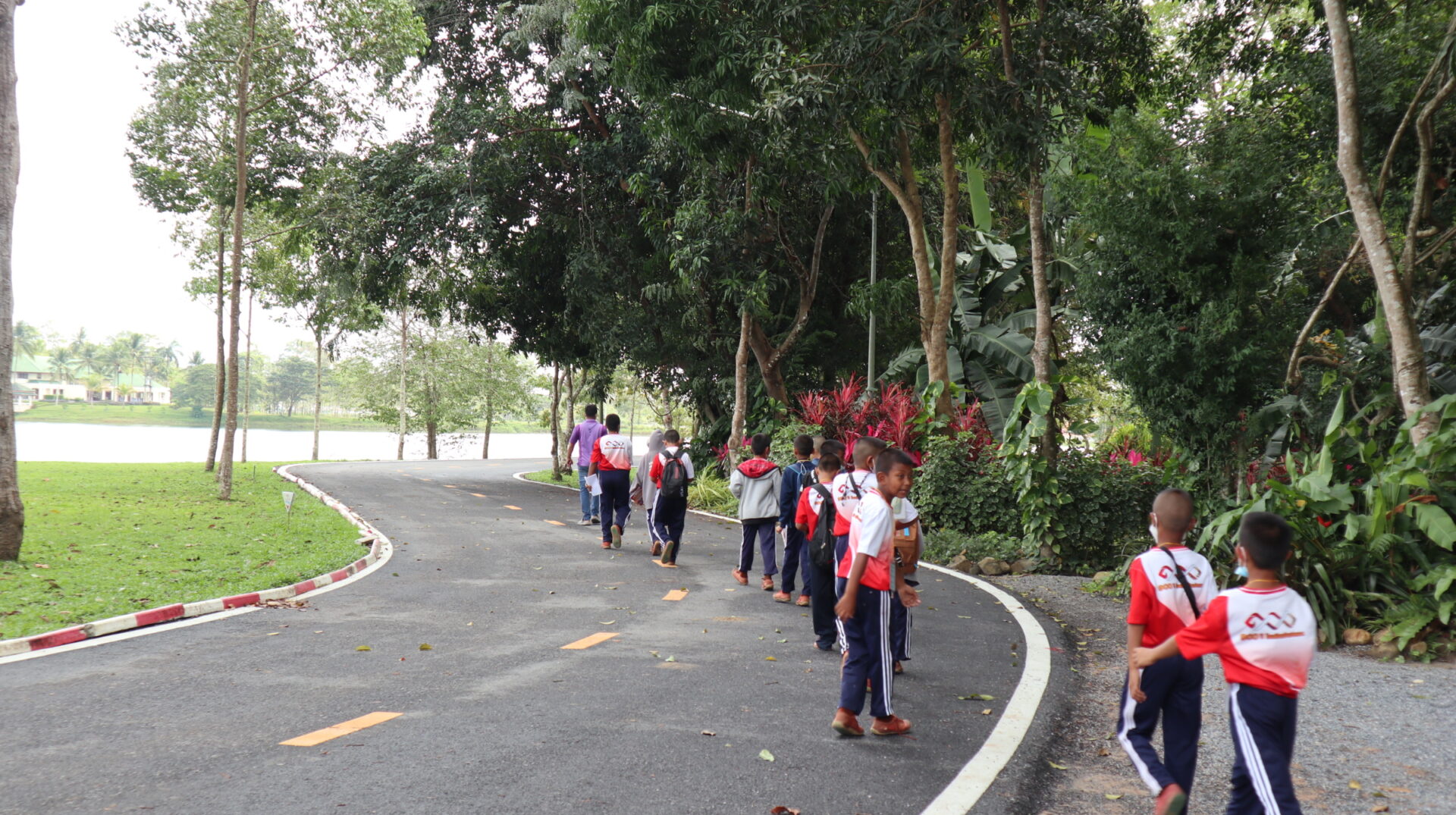 ค่ายบริการวิชาการ โรงเรียนบ้านร่าหมาด จังหวัดกระบี่