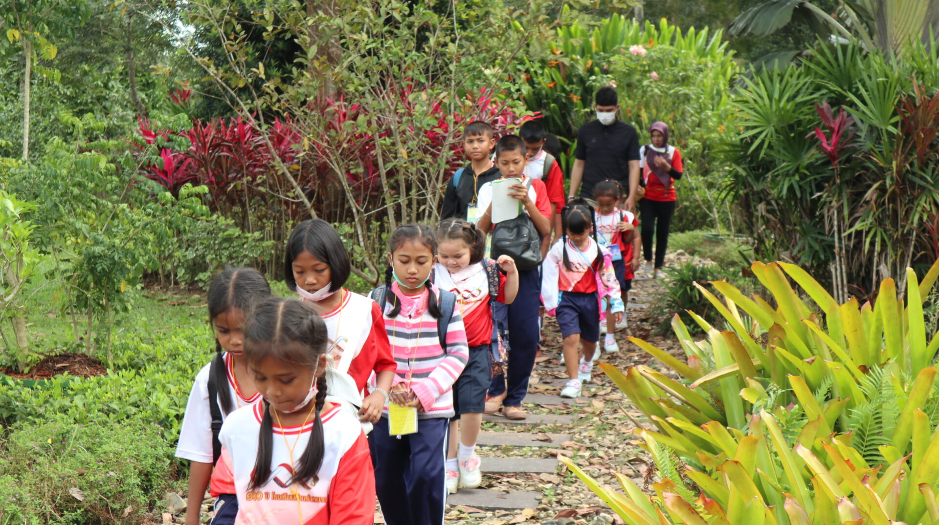 ค่ายบริการวิชาการ โรงเรียนบ้านร่าหมาด จังหวัดกระบี่