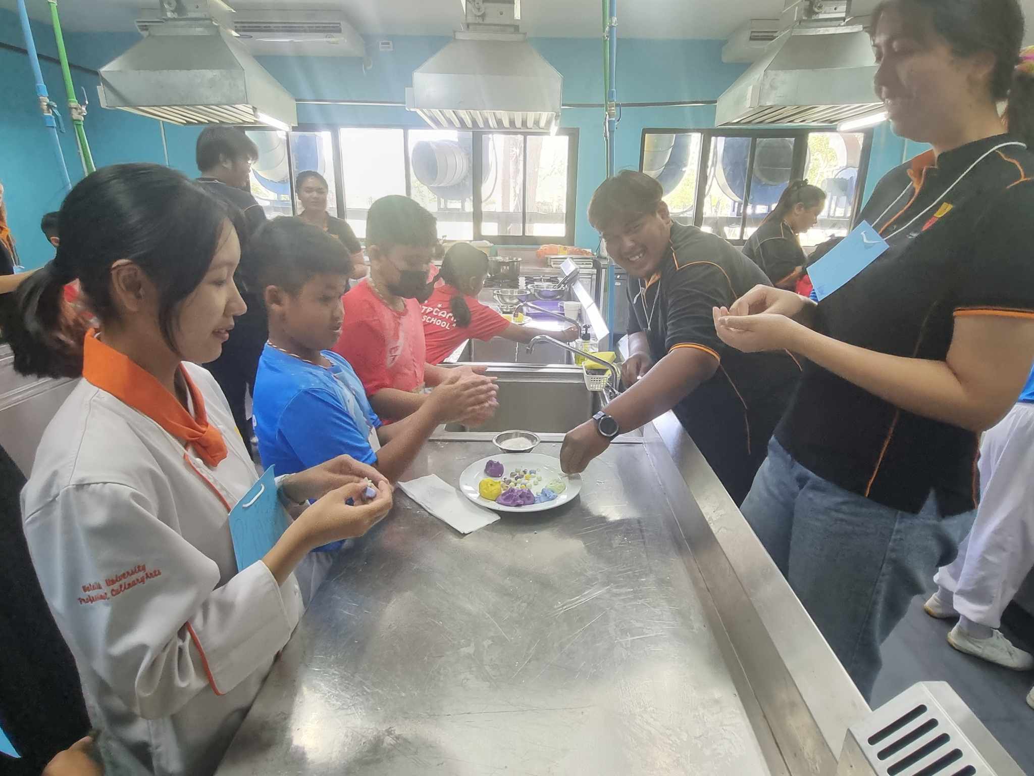 ค่ายภาษาอังกฤษ โรงเรียนวัดชัยชุมพล