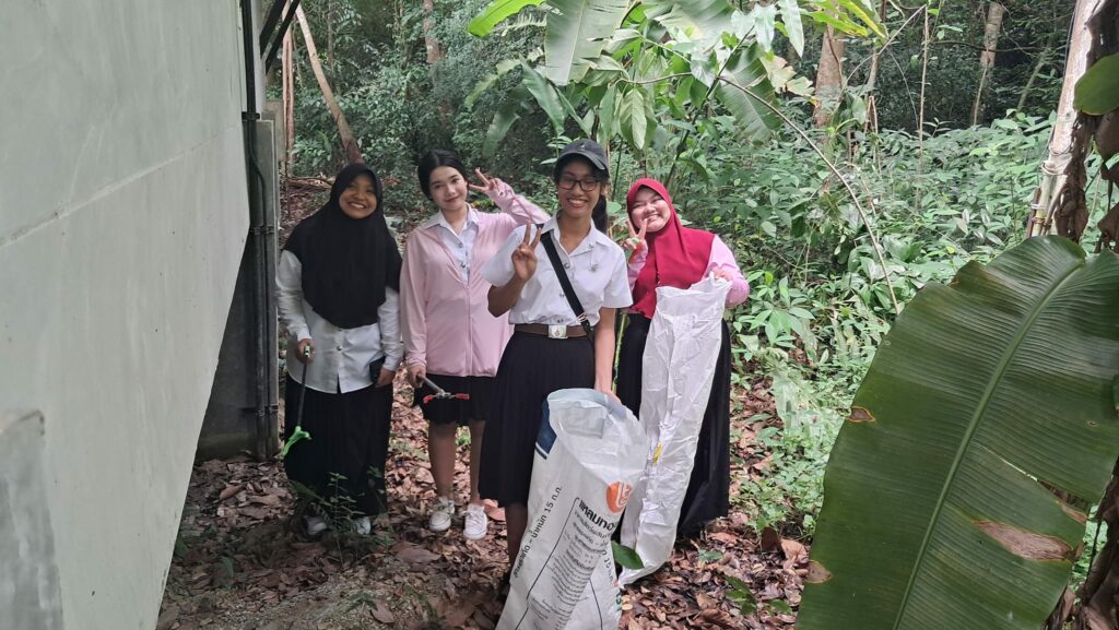 WU Volunteer อาสาพาไปบำเพ็ญประโยชน์ ครั้งที่ 5 พื้นที่บริเวณโดยรอบอุทยานพฤกษศาสตร์