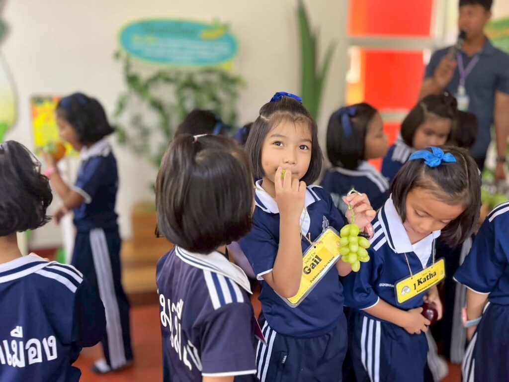 อุทยานพฤกษศาสตร์ มวล. จัดค่ายวิทยาศาสตร์ให้นักเรียนโรงเรียนเทศบาลวัดเสมาเมือง