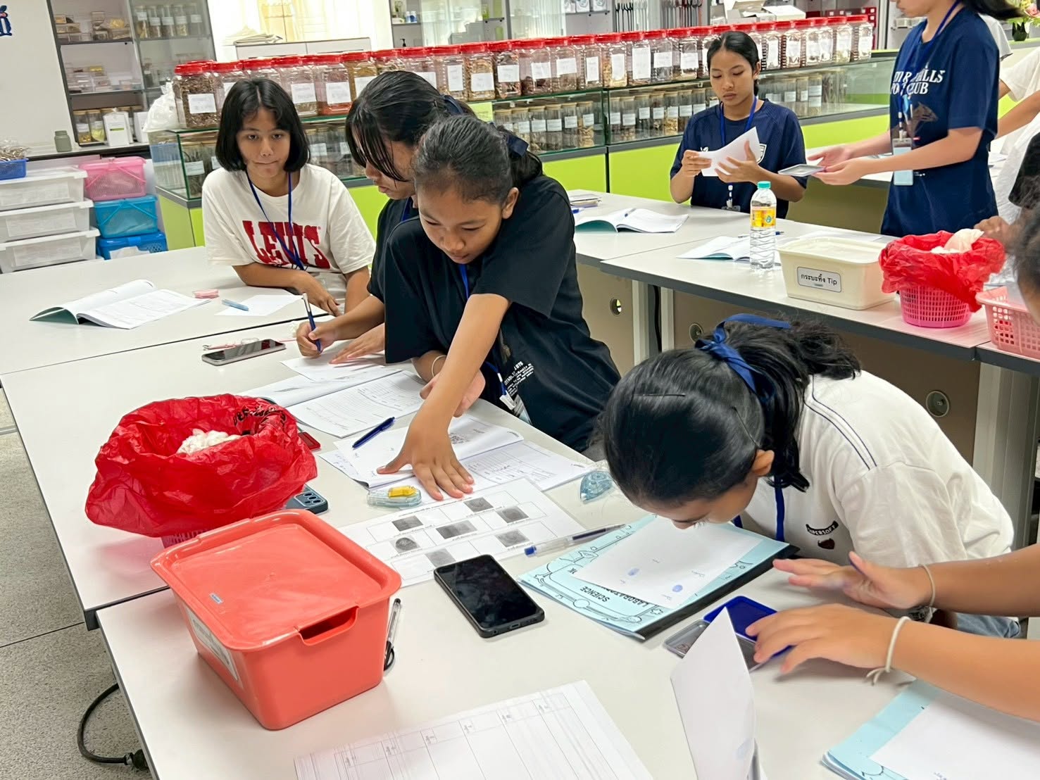 อุทยานพฤกษศาสตร์ มวล. จัดค่ายวิทยาศาสตร์ให้นักเรียนโรงเรียนสตรีพัทลุง
