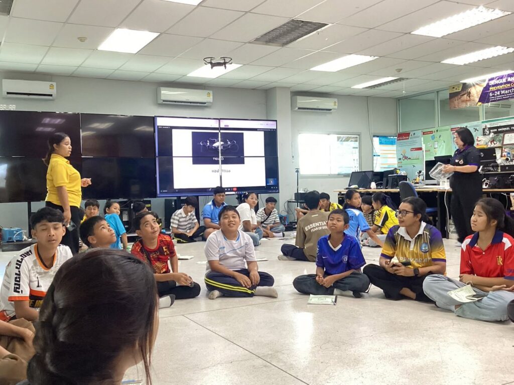 อุทยานพฤกษศาสตร์ ม.วลัยลักษณ์ จัดค่ายวิทยาศาสตร์ โรงเรียนทิพยรัตน์วิทยา 122 คน